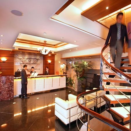 Kao Yuan Hotel - Zhong Shan Taichung Exterior foto